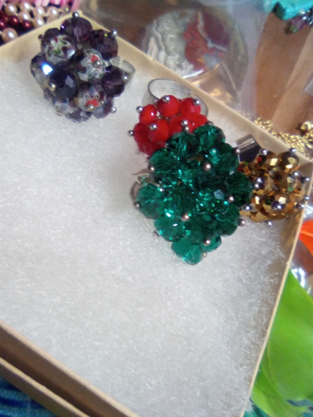 4 adjustable glass bead rings